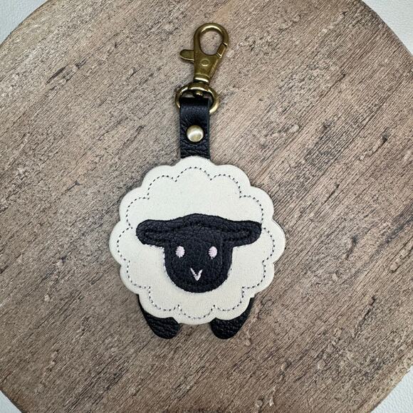 Portland Leather Sheep Purse Charm FAST SHIP Simone Farm Keychain NEW FAST SHIP - Picture 1 of 3